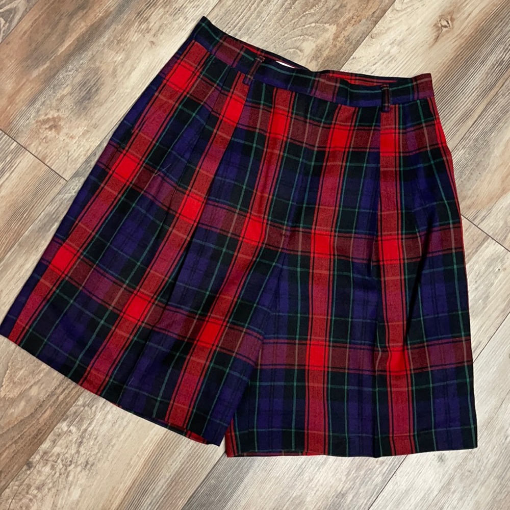 Lord & Taylor Vintage 80’s/Academia/Preppy pleated tartan plaid shorts-Sz 10 P